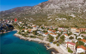 Nice apartment in Cesarica with WiFi and 1 Bedrooms